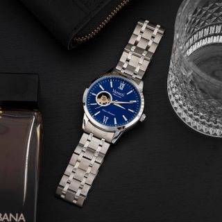 [ VARSETI X DƯƠNG SANG ] Đồng Hồ Nam Varseti Dây Thép Bạc Mặt Trắng Trải Tia Sang Trọng Lộ Cơ Góc 9H - M296