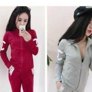 Tên sản phẩm	bộ đồ chanel in nổi - tx033 chất liệu	da cá màu sắc	như hình 45kg đến 60kg size	 kiểu dáng	 giá	120000 vnd