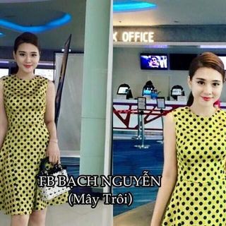 Đầm sát nách chấm bi