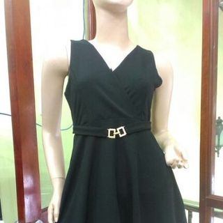 Đầm xòe sát nách phối túi kèm belt mh ld16-l175