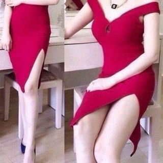 Đầm body đỏ xẻ đùi 1053