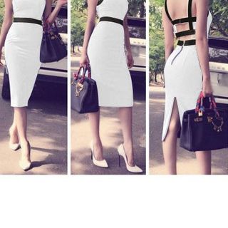 Đầm trắng ngọc trinh hở lưng sexy 879