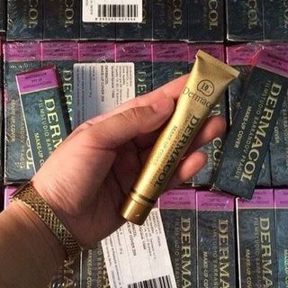 Kem nền che khuyết điểm dermacol