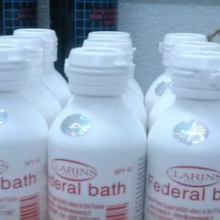 Sữa non clarins pháp