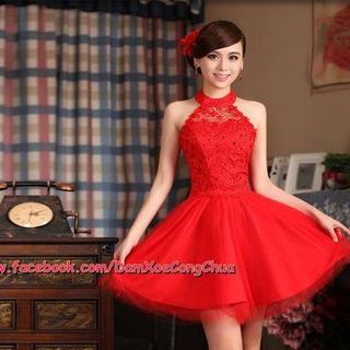 Đầm yếm xoè