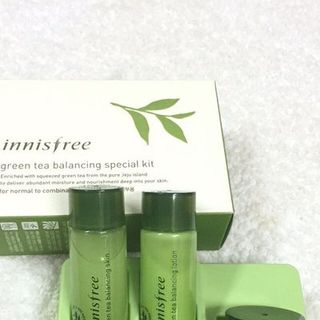 Bộ dưỡng da trà xanh innisfree greentea balancing special kit ms0007