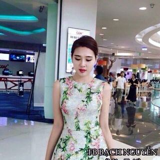 Đầm sát nách nhành liễu