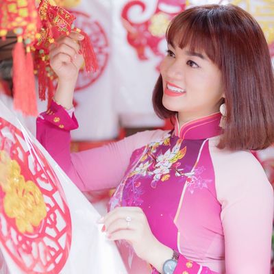 Nhà Phân Phối Sarah Tran 