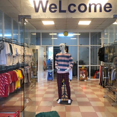 Công Ty TNHH SX Và PP Thời Trang The Weird
