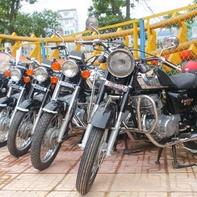 Cửa Hàng Xe Trần Hoài