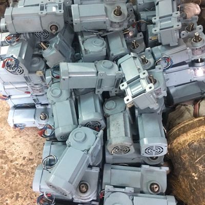 Chuyên motor giảm tốc hàng bãi Nhật