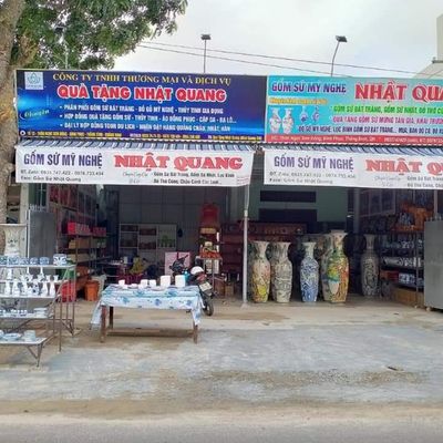 Gốm sứ mỹ nghệ Nhật Quang