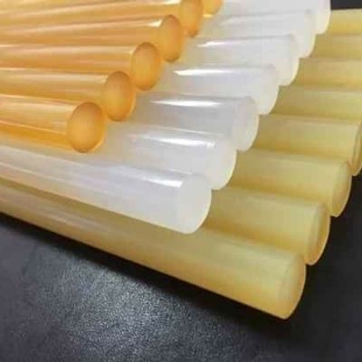 Kho mũ bảo hiểm, keo nến và súng bắn keo nến