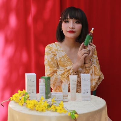 THẢO DƯỢC TÁI TẠO DA NGỌC LINH SÂM TRỊ MỤN