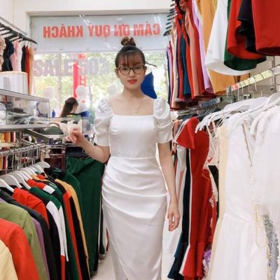 Váy thiết kế cao cấp