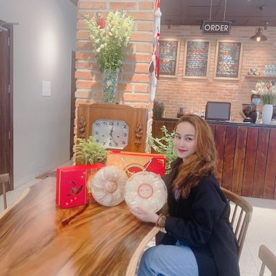 Cửa Hàng Quà Biếu Cao Cấp