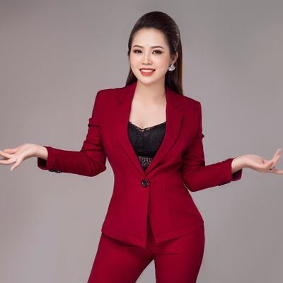 Ngọc Ánh.