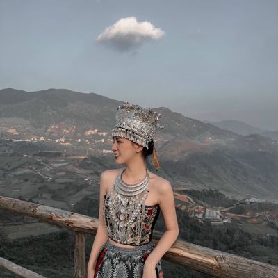 HOÀNG THIÊN CHUYÊN SỈ NƯỚC HOA