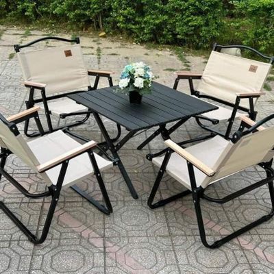 Bàn ghế xếp tiện lợi