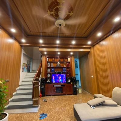 Nhà máy sản xuất Gỗ Nhựa Việt Ý