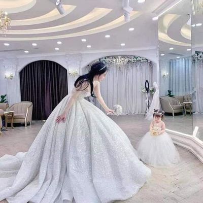 Sản phẩm làm đẹp.ban quần áo xinh