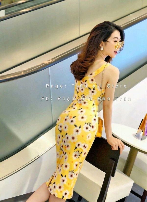 Mua Váy 2 Dây Body Có Mút Ngực Đầm 2 Dây Body Hoa Nhí Linh Trần Store - S  tại Hà Linh Trần Store | Tiki