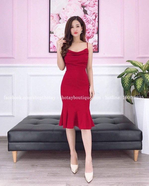 Đầm ôm body dự tiệc 2 dây cổ đổ màu đỏ sang trọng DOC898. | Shopee Việt Nam