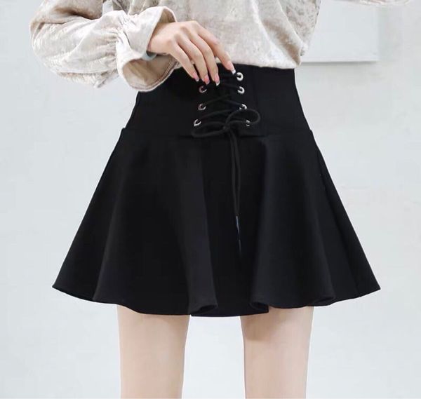 🌸 Order Ulzzang - Korean Style trên Instagram: “Set vest tay ngắn x váy  cool ngầu 🖤🖤 ▪️ Áo sơmi + cà vạt / 240K • Siz… | Thời trang nữ, Trang  phục nữ, Thời trang