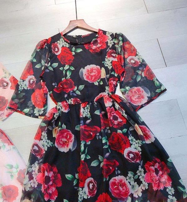 Váy hoa hồng nổi nơ eo | Shopee Việt Nam
