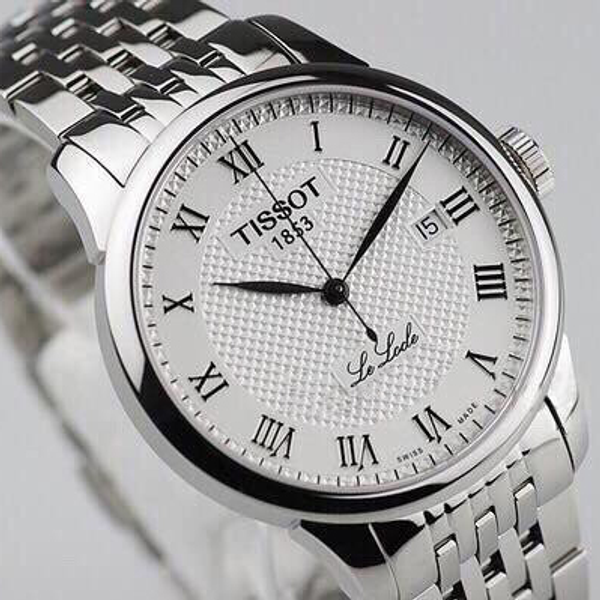 Tissot PRX 40 205 Chiếc đồng hồ của hiện tại và quá khứ