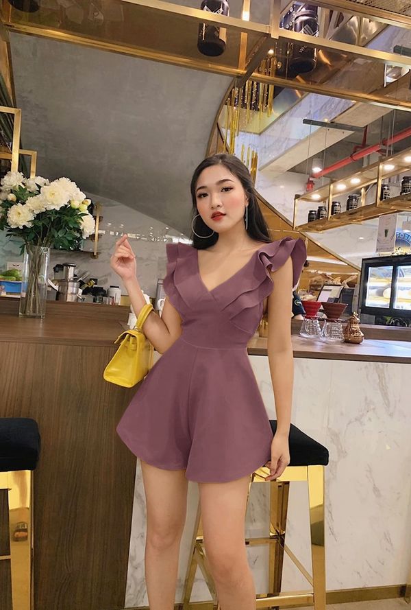 JUMPSUIT Hoa Trễ Vai Dáng Giả Váy - Chất 2 Lớp + Khóa Kéo + Túi | Shopee  Việt Nam