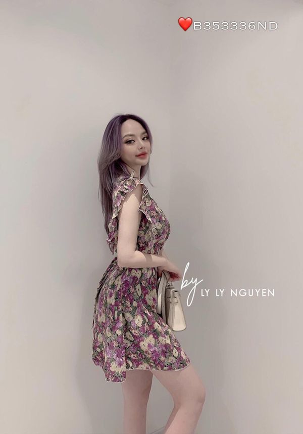 HÀNG SẴN) Váy MORAN hoa nhí màu xanh lá cổ vuông tay phồng xòe dài bồng  bềnh đáng yêu | Shopee Việt Nam