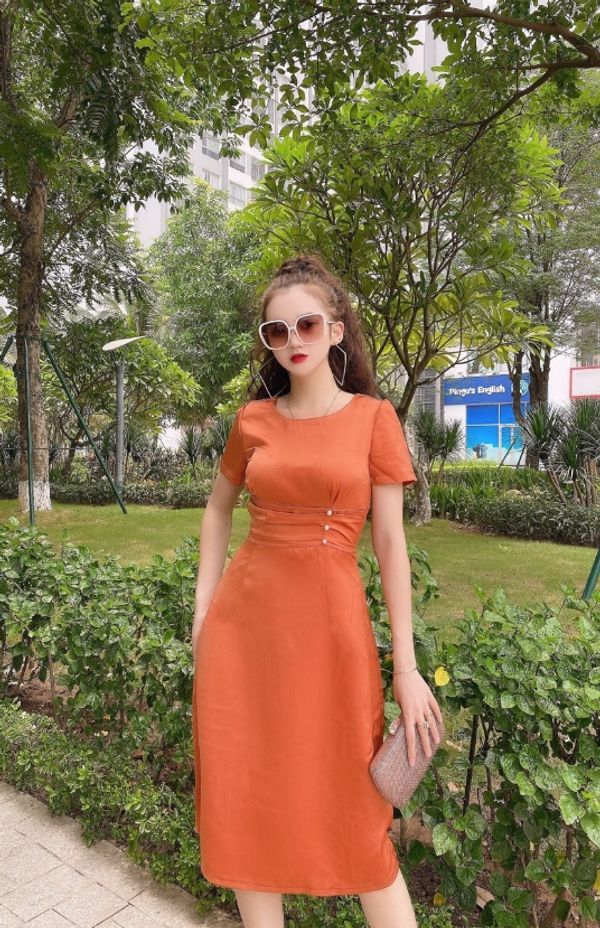 Đầm Lụa Thiết Kế Lệch Vai Xẻ Tà Cao Cấp - Váy Lụa Trễ Vai Khoe Bờ Vai Quyến  Rũ | Shopee Việt Nam