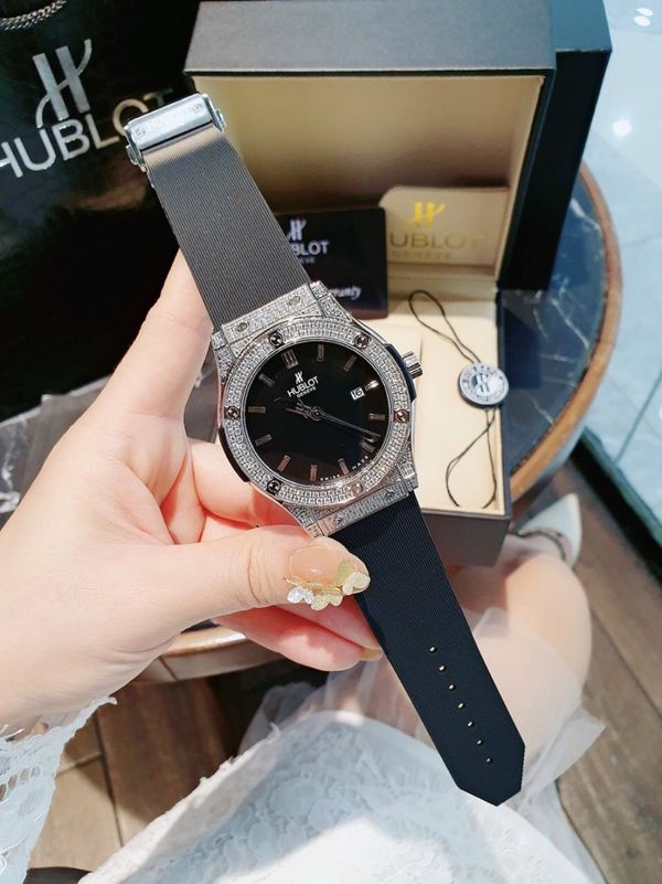 Hublot couple hot sale