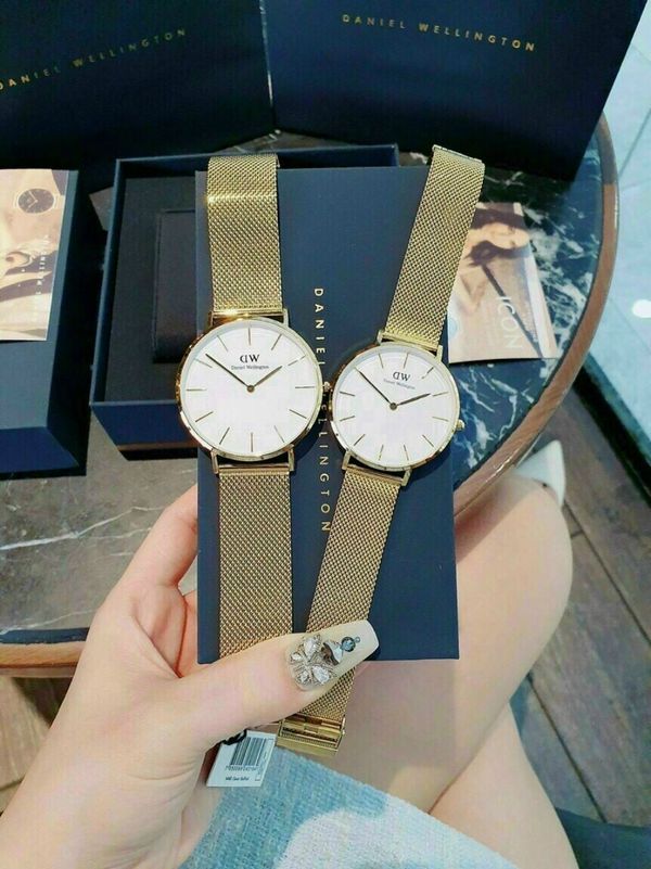 Thay Dây Da Đồng Hồ DW Hãng ❤️ -30% {SALE TẾT} - [BH 12T]