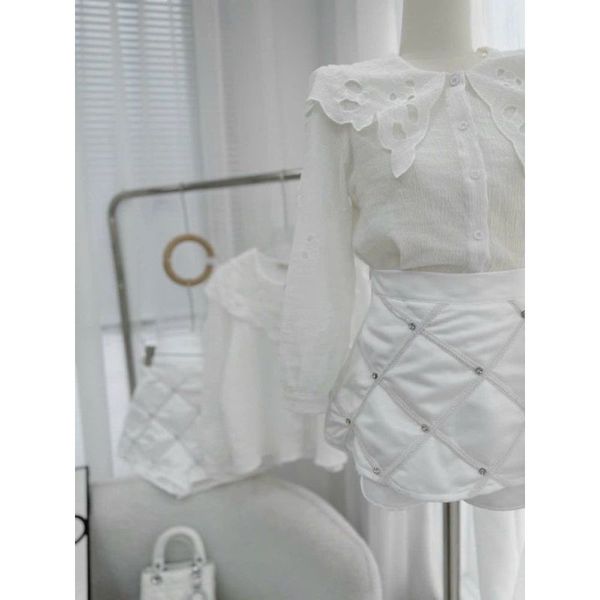 Mua Set áo crop bố dạ trắng tưa lai kèm chân váy ngắn mẫu chị thảo nhi shop  | Tiki