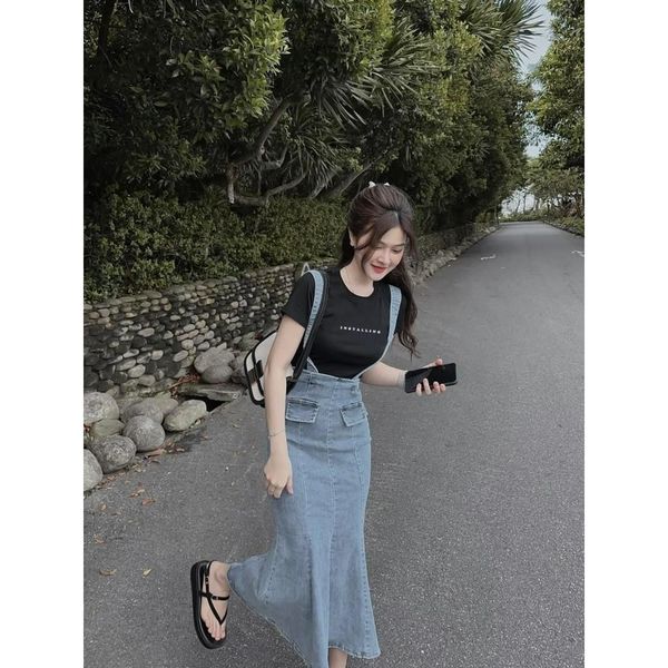 Yếm váy jean dáng dài đầm yếm bò nữ phong cách Hàn Quốc - Quần yếm |  ThờiTrangNữ.vn