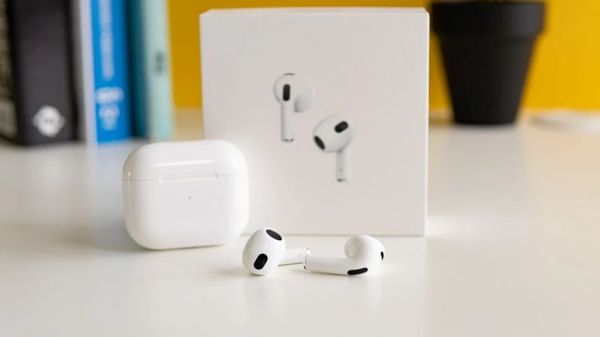 Tai nghe Bluetooth AirPods 3 Apple MME73 - giá rẻ, chính hãng