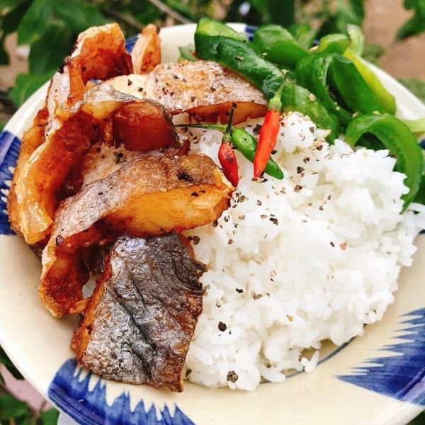 KHÔ CÁ DỨA NUÔI CẮT KHÚC, HƯƠNG VỊ ĐẶC SẢN TƯƠI NGON 500G - WINNIE HOUSE KHÔ CÁ DỨA NUÔI CẮT KHÚC, HƯƠNG VỊ ĐẶC SẢN TƯƠI NGON 500G - WINNIE HOUSE
