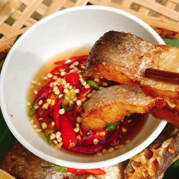 KHÔ CÁ DỨA NUÔI CẮT KHÚC, HƯƠNG VỊ ĐẶC SẢN TƯƠI NGON 500G - WINNIE HOUSE KHÔ CÁ DỨA NUÔI CẮT KHÚC, HƯƠNG VỊ ĐẶC SẢN TƯƠI NGON 500G - WINNIE HOUSE