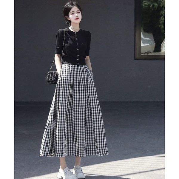 Top 8 shop bán váy yếm đẹp nhất TPHCM - sakurafashion.vn