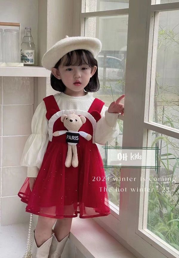 Baby Girl Váy Đỏ Quần Áo Trẻ Em Hạnh Phúc Trẻ Em Trắng Bị Cô Lập Hình ảnh  Sẵn có - Tải xuống Hình ảnh Ngay bây giờ - iStock