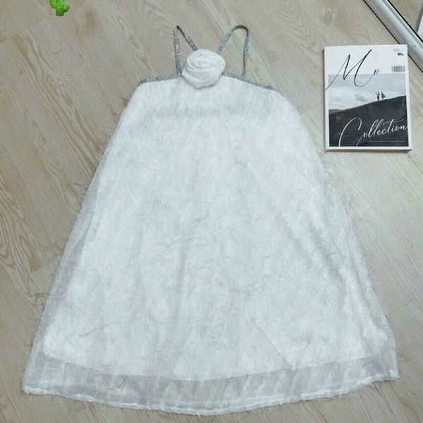 ĐẦM NỮ ĐÍNH HOA VẢI LÔNG MỀM MỊN CÓ LÓT - AUSA HOUSE ĐẦM NỮ ĐÍNH HOA VẢI LÔNG MỀM MỊN CÓ LÓT - AUSA HOUSE