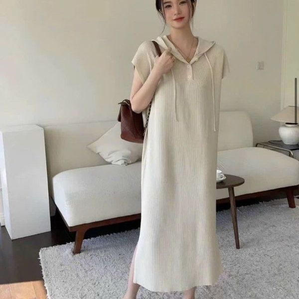 ĐẦM NỮ SUÔNG NỈ TĂM LEN TAY NHÍ CÓ MŨ FORM RỘNG - AUSA HOUSE ĐẦM NỮ SUÔNG NỈ TĂM LEN TAY NHÍ CÓ MŨ FORM RỘNG - AUSA HOUSE