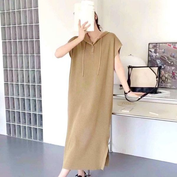 ĐẦM NỮ SUÔNG NỈ TĂM LEN TAY NHÍ CÓ MŨ FORM RỘNG - AUSA HOUSE ĐẦM NỮ SUÔNG NỈ TĂM LEN TAY NHÍ CÓ MŨ FORM RỘNG - AUSA HOUSE