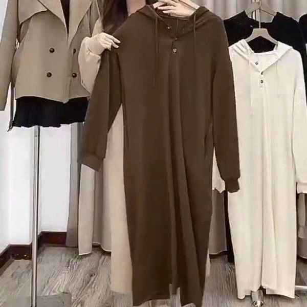 ĐẦM NỮ SUÔNG NỈ TĂM LEN TAY DÀI CÓ MŨ FORM RỘNG - AUSA HOUSE ĐẦM NỮ SUÔNG NỈ TĂM LEN TAY DÀI CÓ MŨ FORM RỘNG - AUSA HOUSE