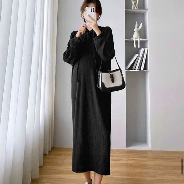 ĐẦM NỮ SUÔNG NỈ TĂM LEN TAY DÀI CÓ MŨ FORM RỘNG - AUSA HOUSE ĐẦM NỮ SUÔNG NỈ TĂM LEN TAY DÀI CÓ MŨ FORM RỘNG - AUSA HOUSE