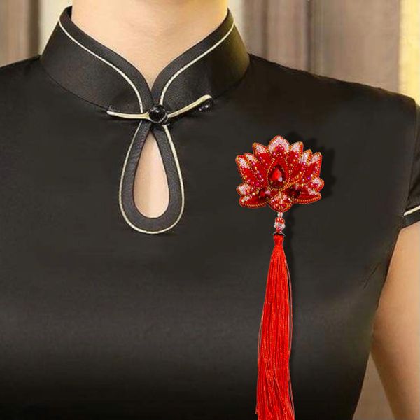 Ghim cài áo hình hoa sen thiết kế riêng kết thủ công 8cm thời trang cao cấp dành cho nữ Ghim cài áo hình hoa sen thiết kế riêng kết thủ công 8cm thời trang cao cấp dành cho nữ