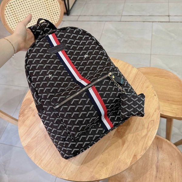 BALO DA NAM NỮ HỌA TIẾT VẢY RỒNG PHỐI SỌC KÈM VÍ NHỎ VỪA A4 SIÊU HOT WH651 - WINNIE HOUSE BALO DA NAM NỮ HỌA TIẾT VẢY RỒNG PHỐI SỌC KÈM VÍ NHỎ VỪA A4 SIÊU HOT WH651 - WINNIE HOUSE