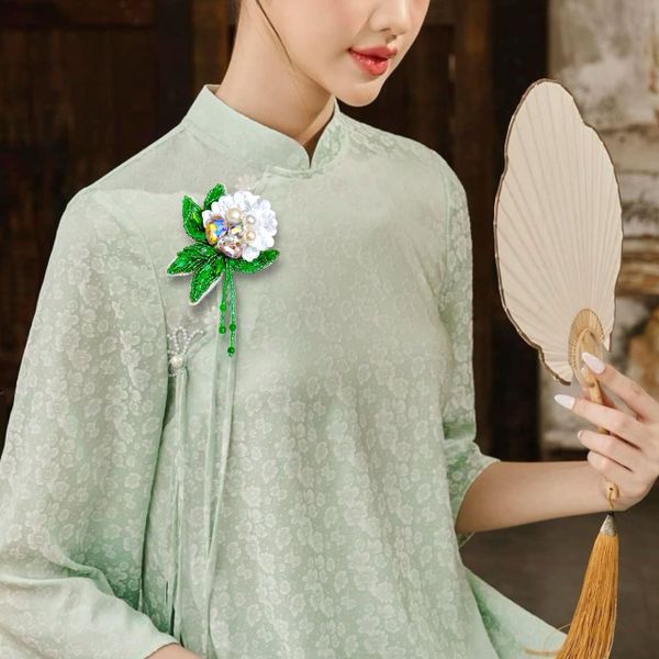 GHIM TRÂM CÀI ÁO HOA TRÀ MẪU THIẾT KẾ RIÊNG ĐÍNH KẾT THỦ CÔNG CAO CẤP 10cm DÀNH CHO NỮ GHIM TRÂM CÀI ÁO HOA TRÀ MẪU THIẾT KẾ RIÊNG ĐÍNH KẾT THỦ CÔNG CAO CẤP 10cm DÀNH CHO NỮ